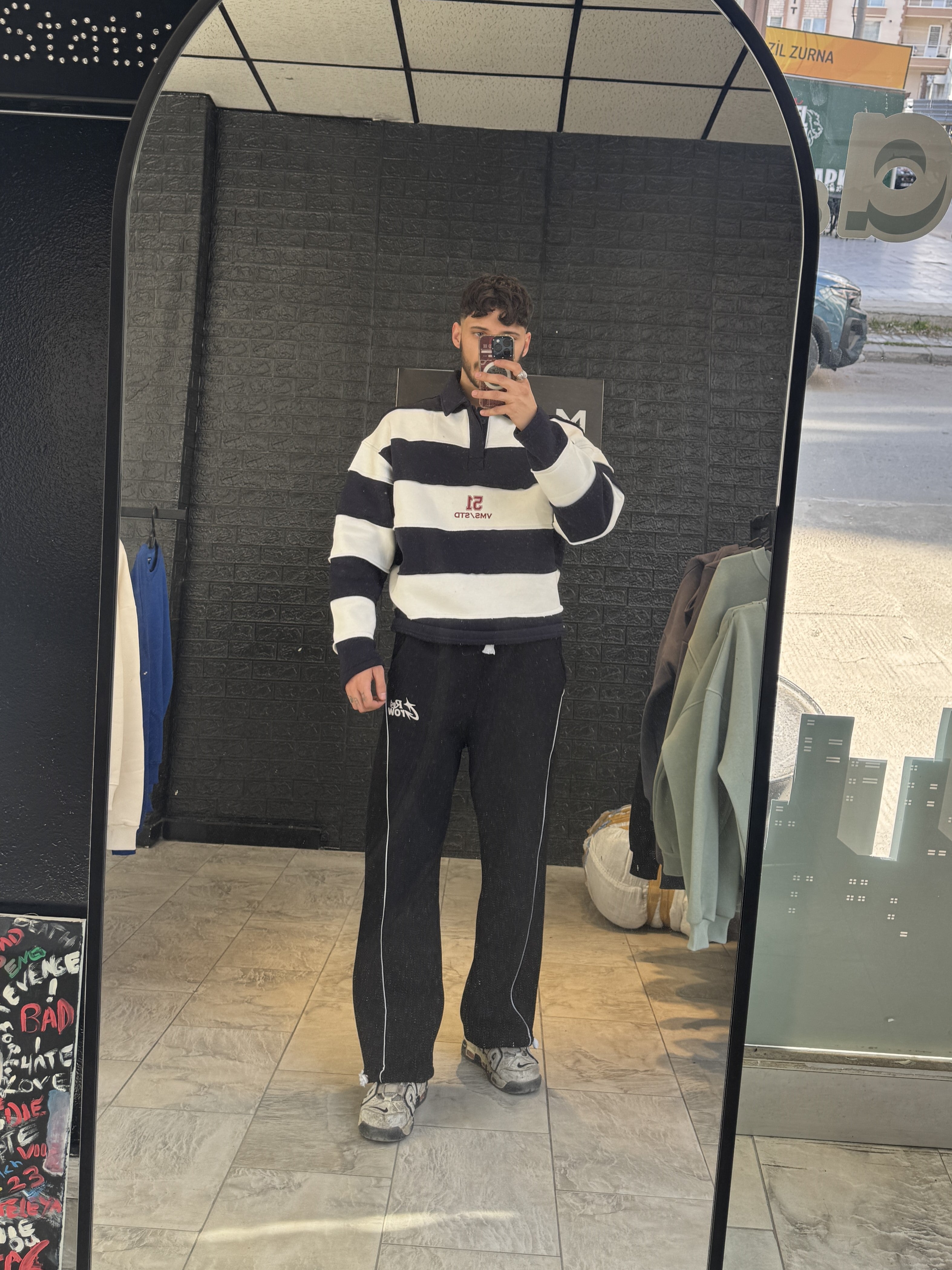 Structure Sweatshirt